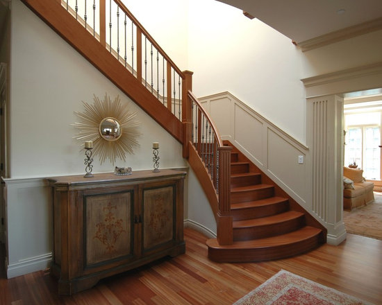 Craftsman Style In Burlingame Stair